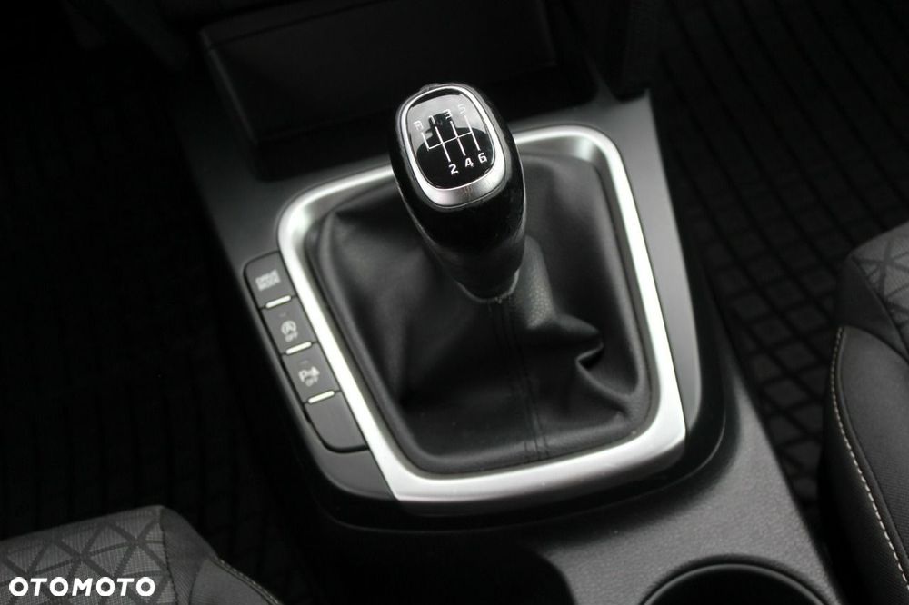 Kia Ceed 1.6 CRDi mHEV M - 17