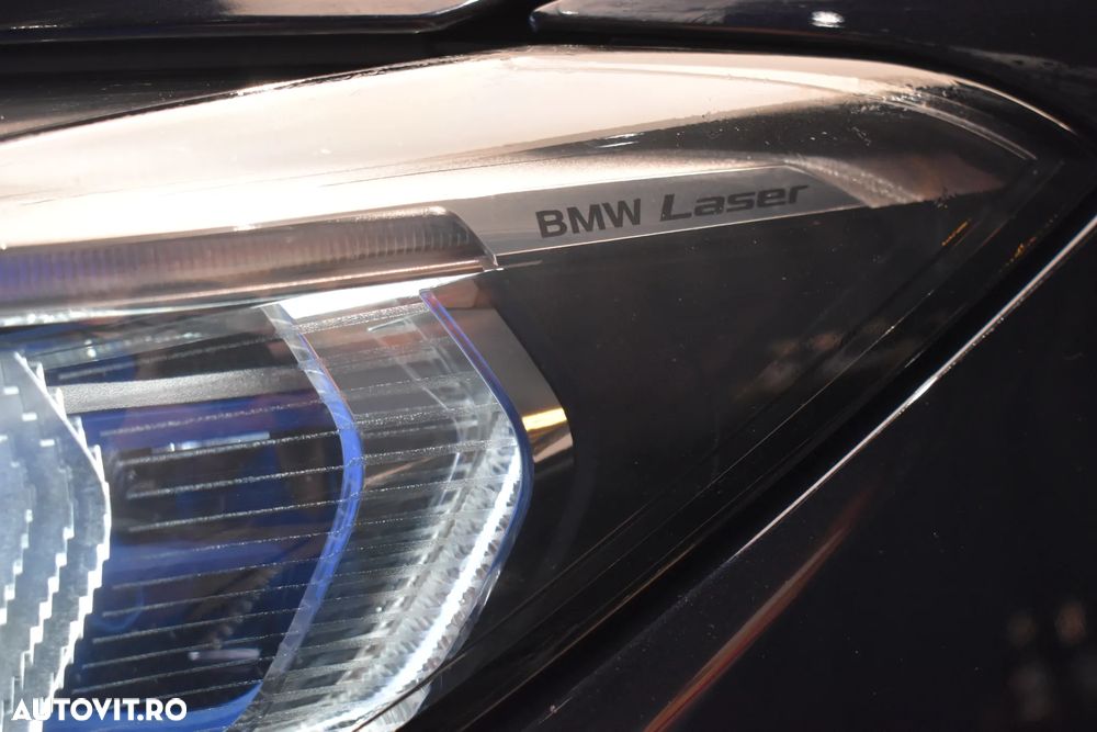 BMW Seria 7 740Ld xDrive MHEV - 35