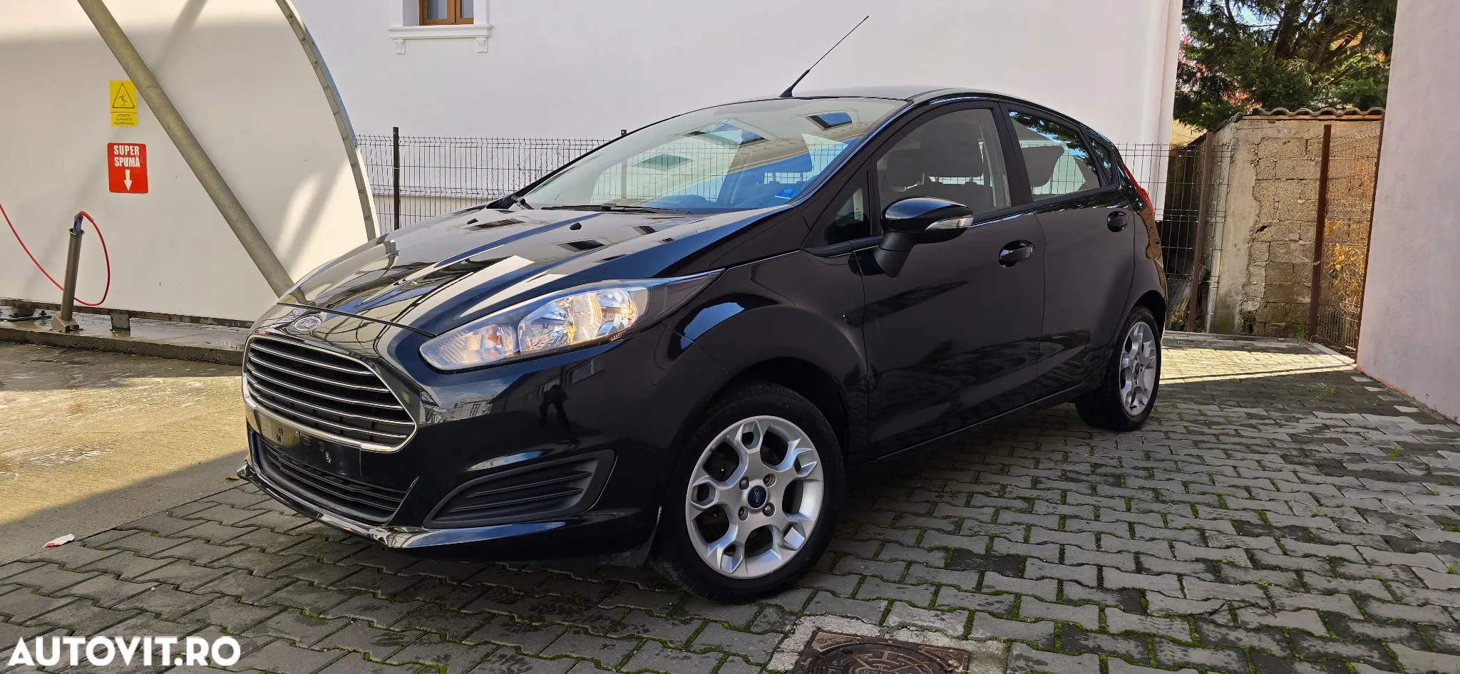 Ford Fiesta 1.0 Titanium - 25