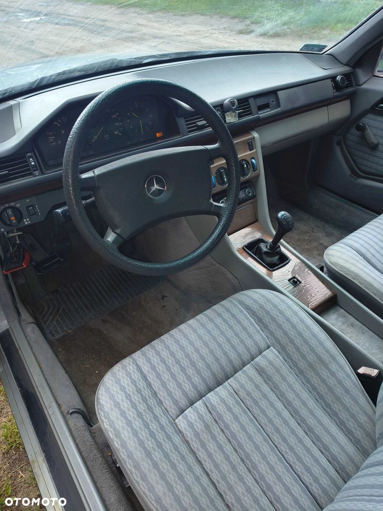 Mercedes-Benz W124 (1984-1993) - 6