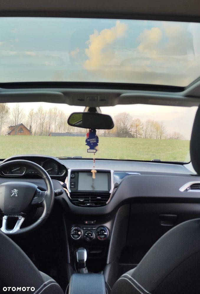 Peugeot 208 82 VTI Style - 29