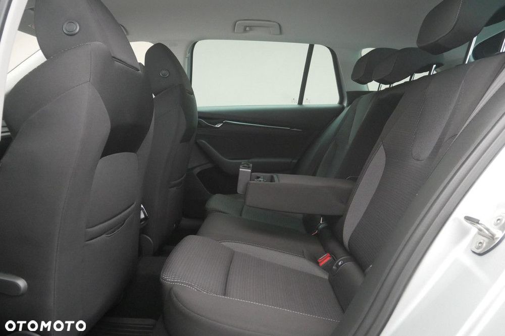Skoda Octavia 1.5 TSI ACT Ambition DSG - 15