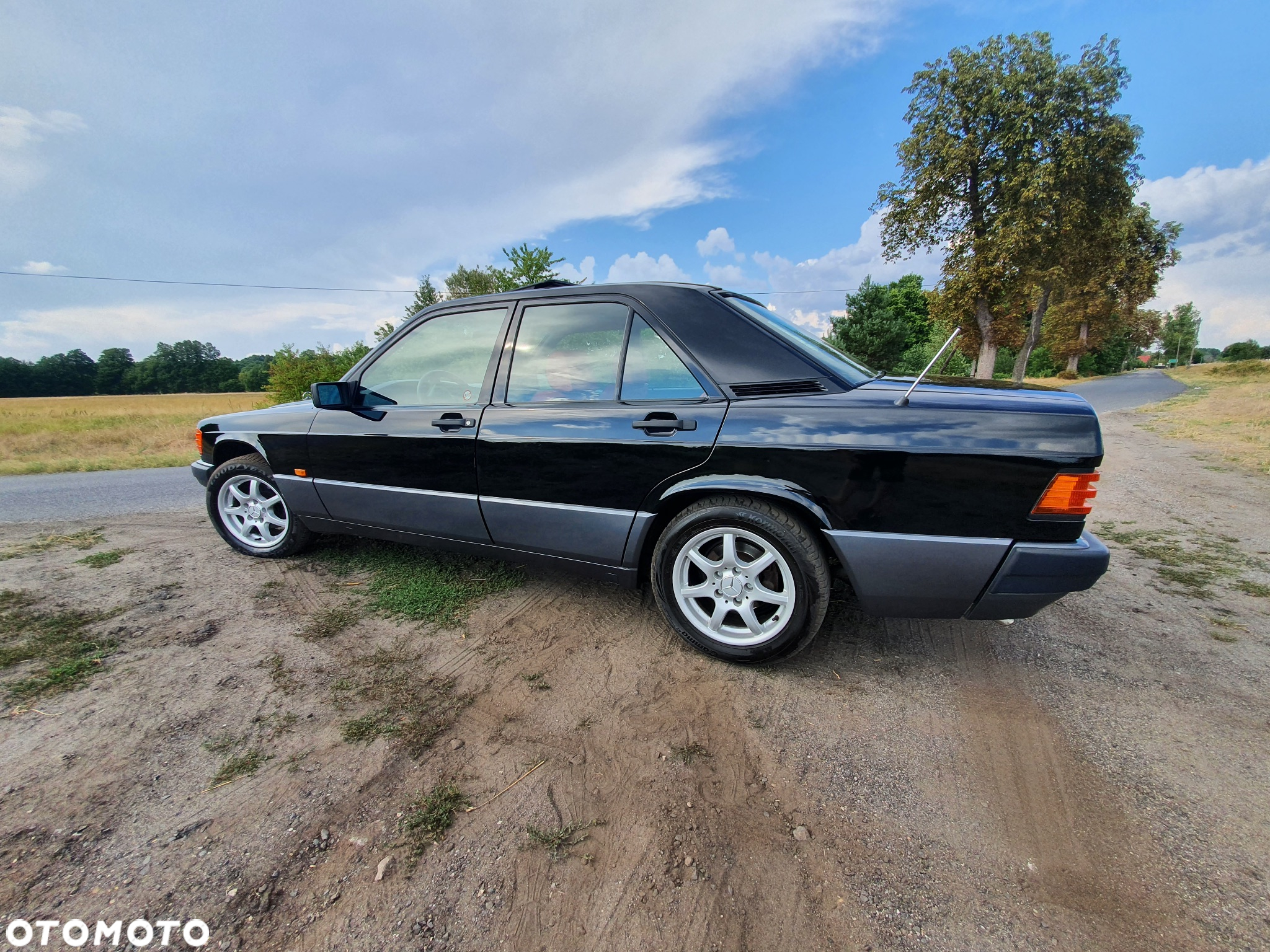 Mercedes-Benz W201 (190) - 6