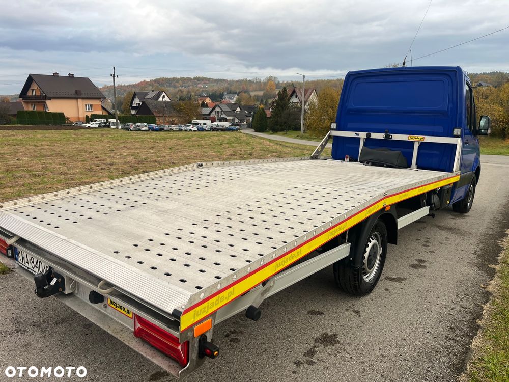 Mercedes-Benz SPRINTER - 11