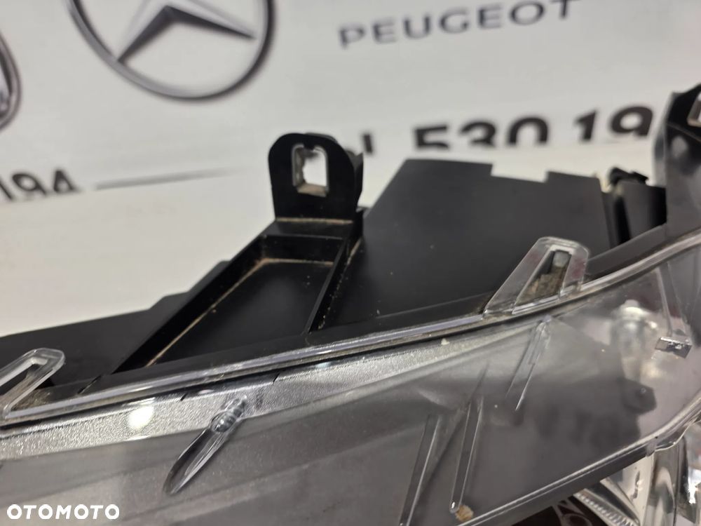 BMW X5 E70 LIFT 10-13 BI-XENON SKRĘTNY DYNAMIC LEWY LEWA LAMPA PRZEDNIA PRZÓD , NR 7221895 / 0514119149 , NR AUKCJI LPP184 - 9