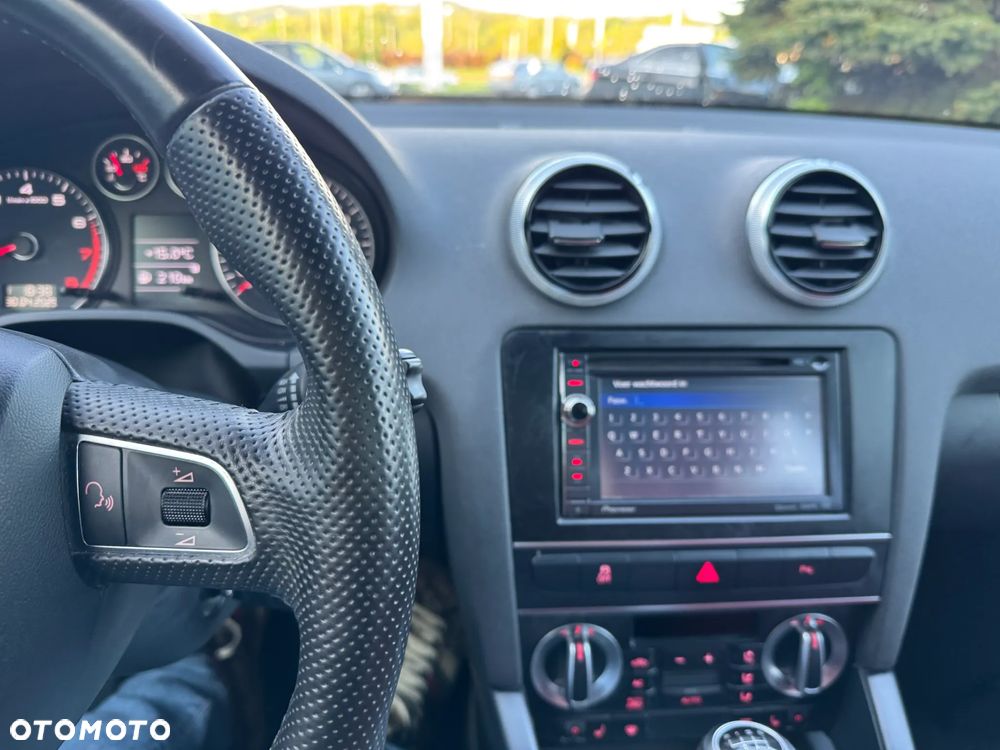 Audi A3 Sportback 1.8 TFSI Quattro Attraction - 11