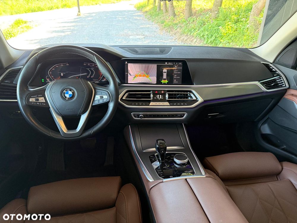 BMW X5 xDrive40i mHEV - 9