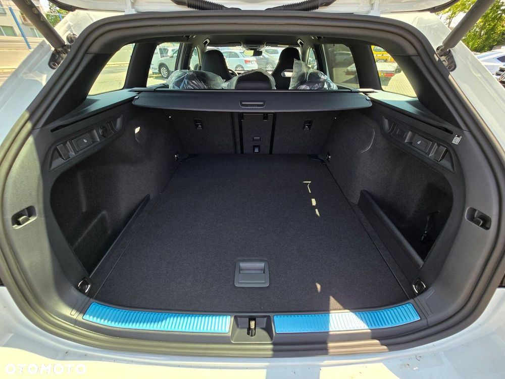 Volkswagen Passat Variant - 9