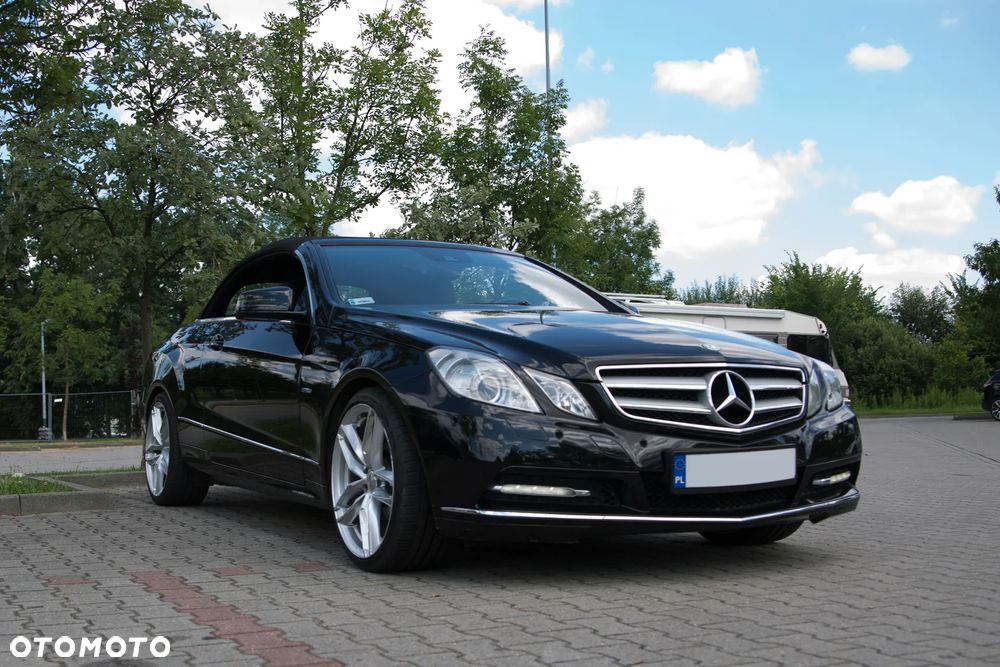 Mercedes-Benz Klasa E 200 CGI BlueEFFICIENCY Automatik Elegance - 1