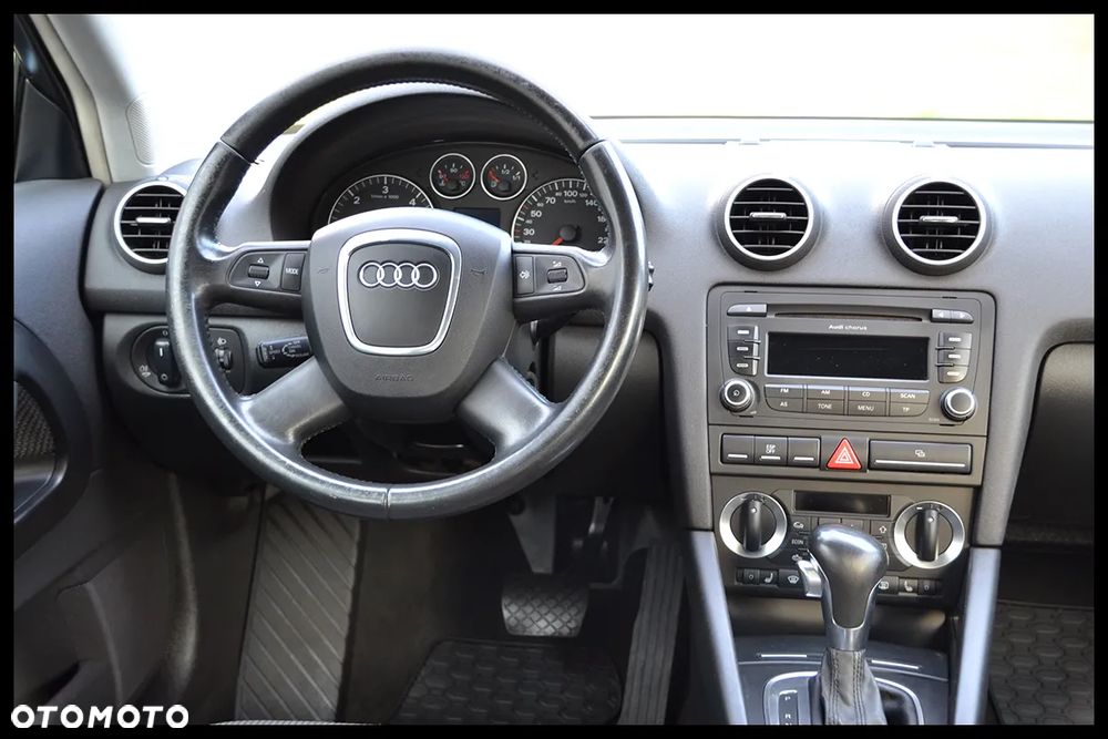 Audi A3 3-drzwiowe 1.9 TDI DPF S tronic Attraction - 34