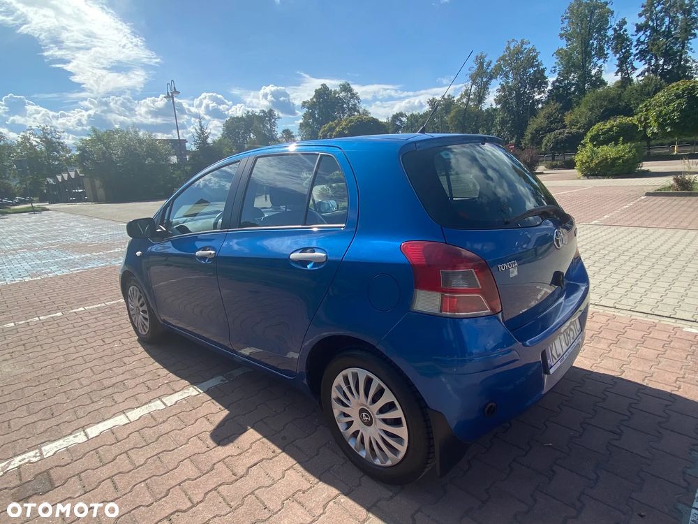 Toyota Yaris 1.33 Terra - 6