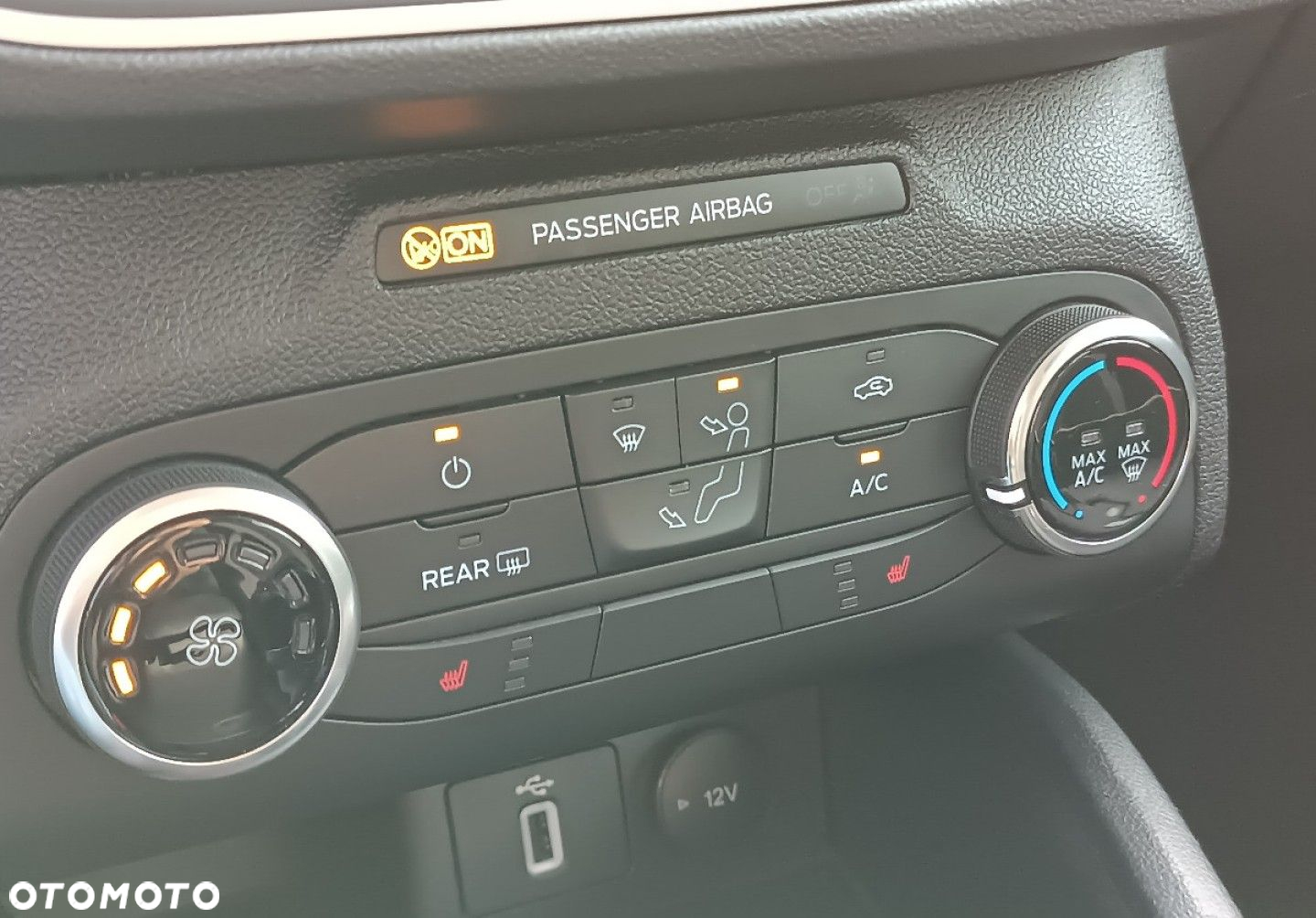 Ford Focus - 26