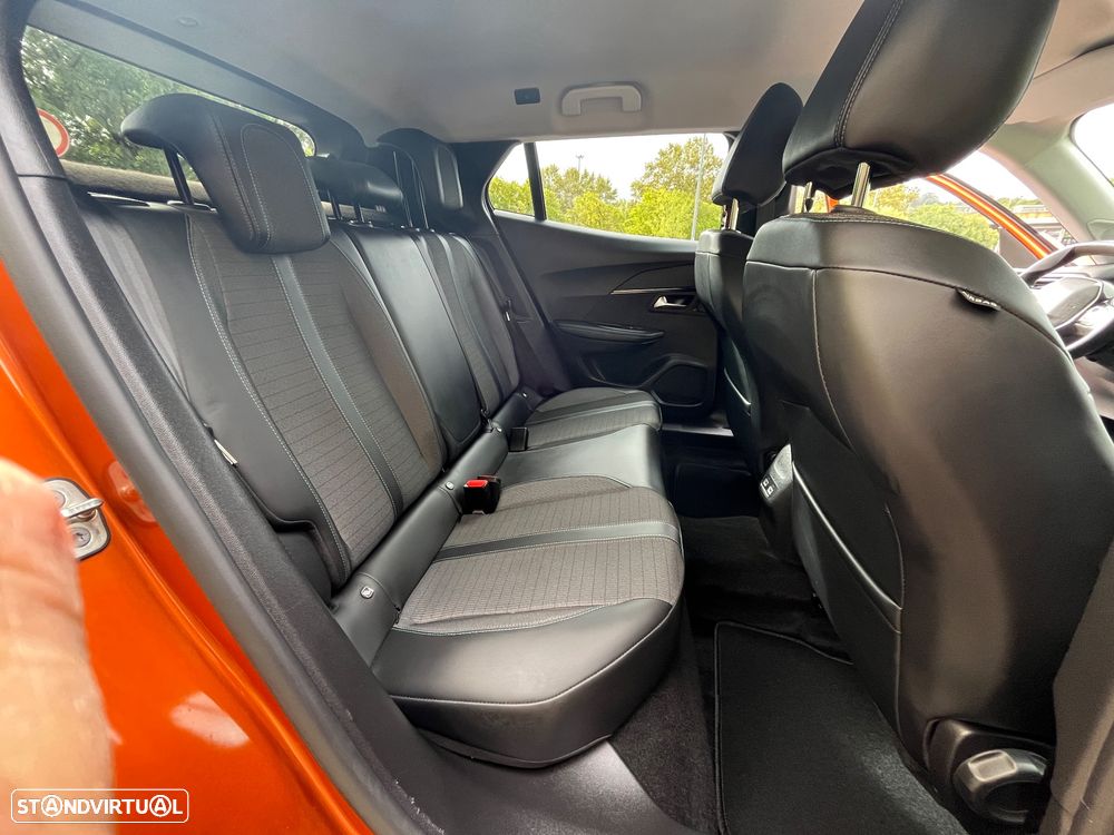 Peugeot 2008 1.2 PureTech Allure EAT8 - 30