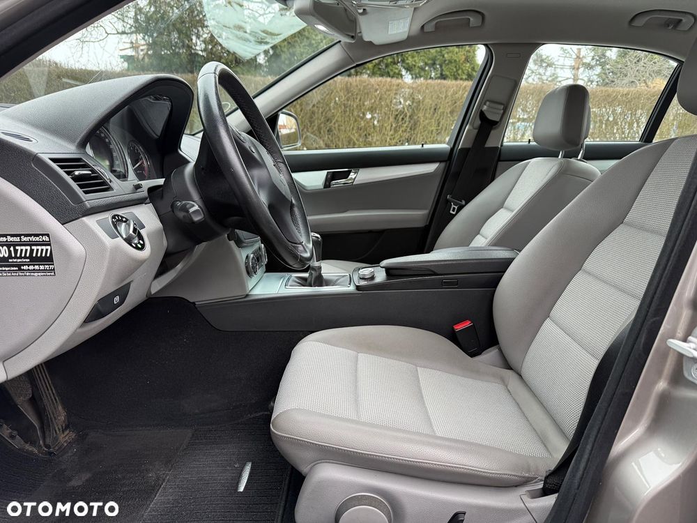 Mercedes-Benz Klasa C 200 Kompressor Avantgarde - 15