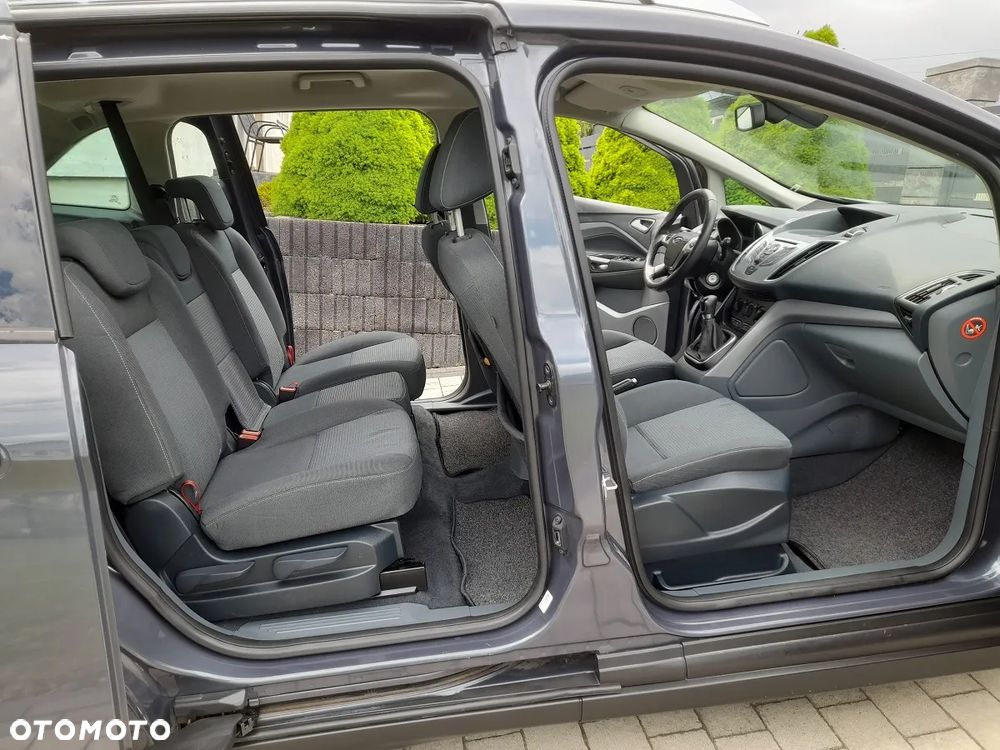 Ford Grand C-MAX - 8