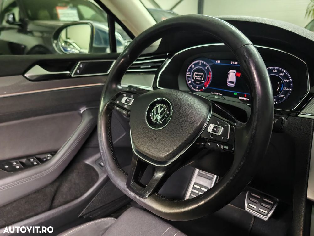 Volkswagen Passat Alltrack 2.0 TDI SCR 4Motion DSG (BMT) - 10