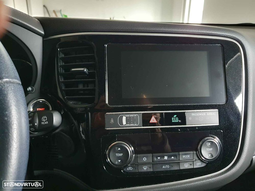 Mitsubishi Outlander 2.0 Kaiteki CVT - 7