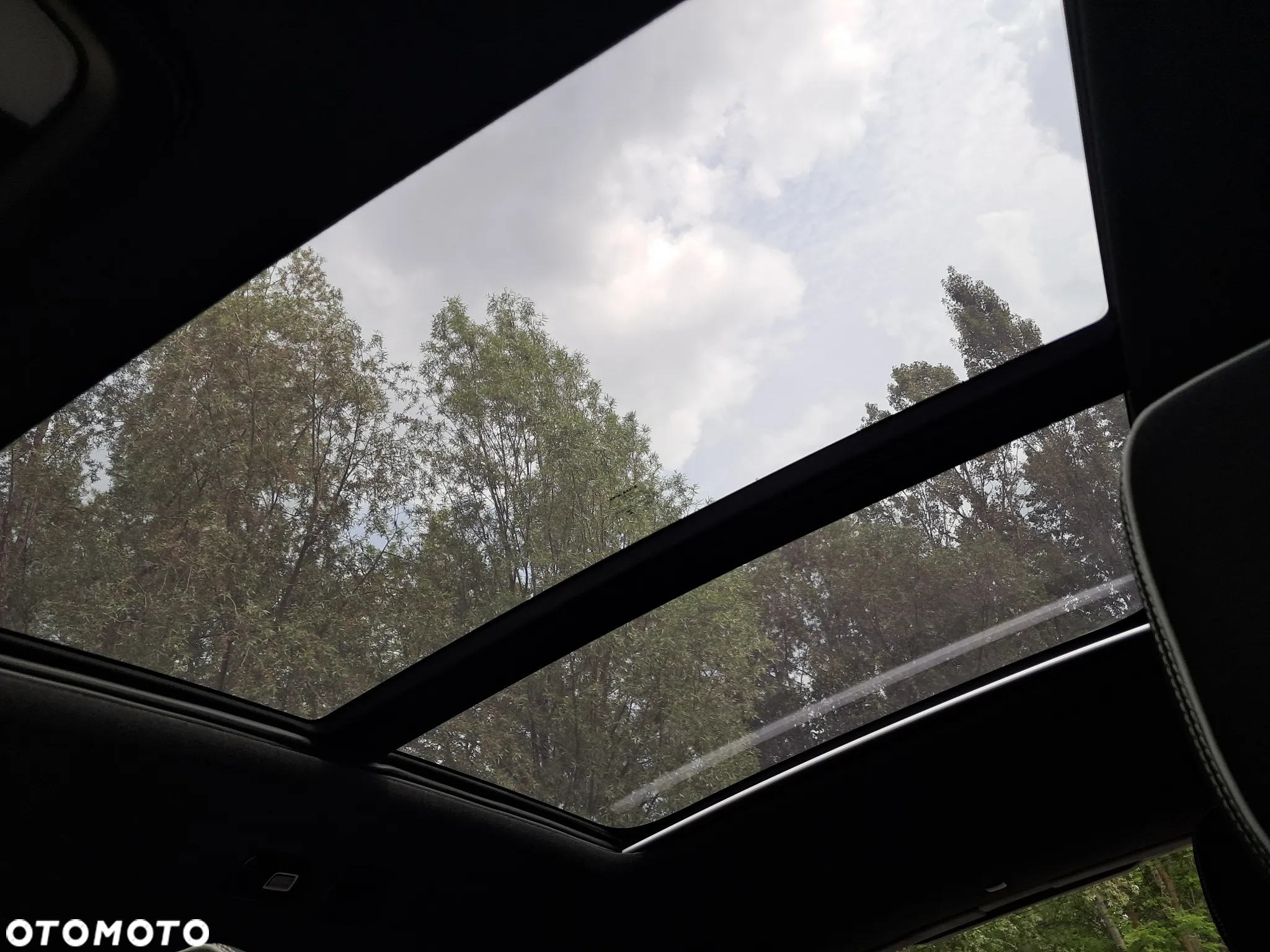 Volvo XC 40 B3 Plus Dark - 40