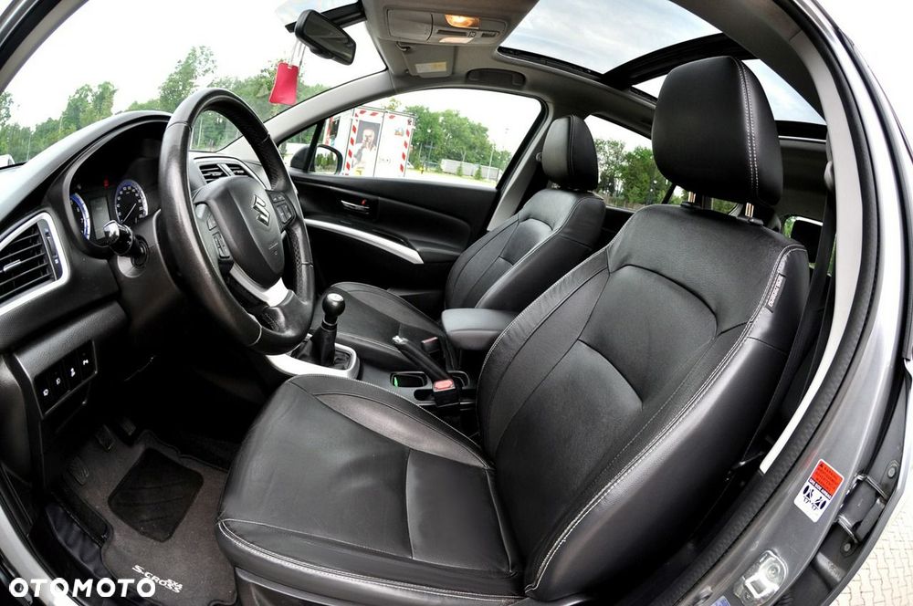 Suzuki SX4 S-Cross 1.6 VVT 4x2 limited+ - 8