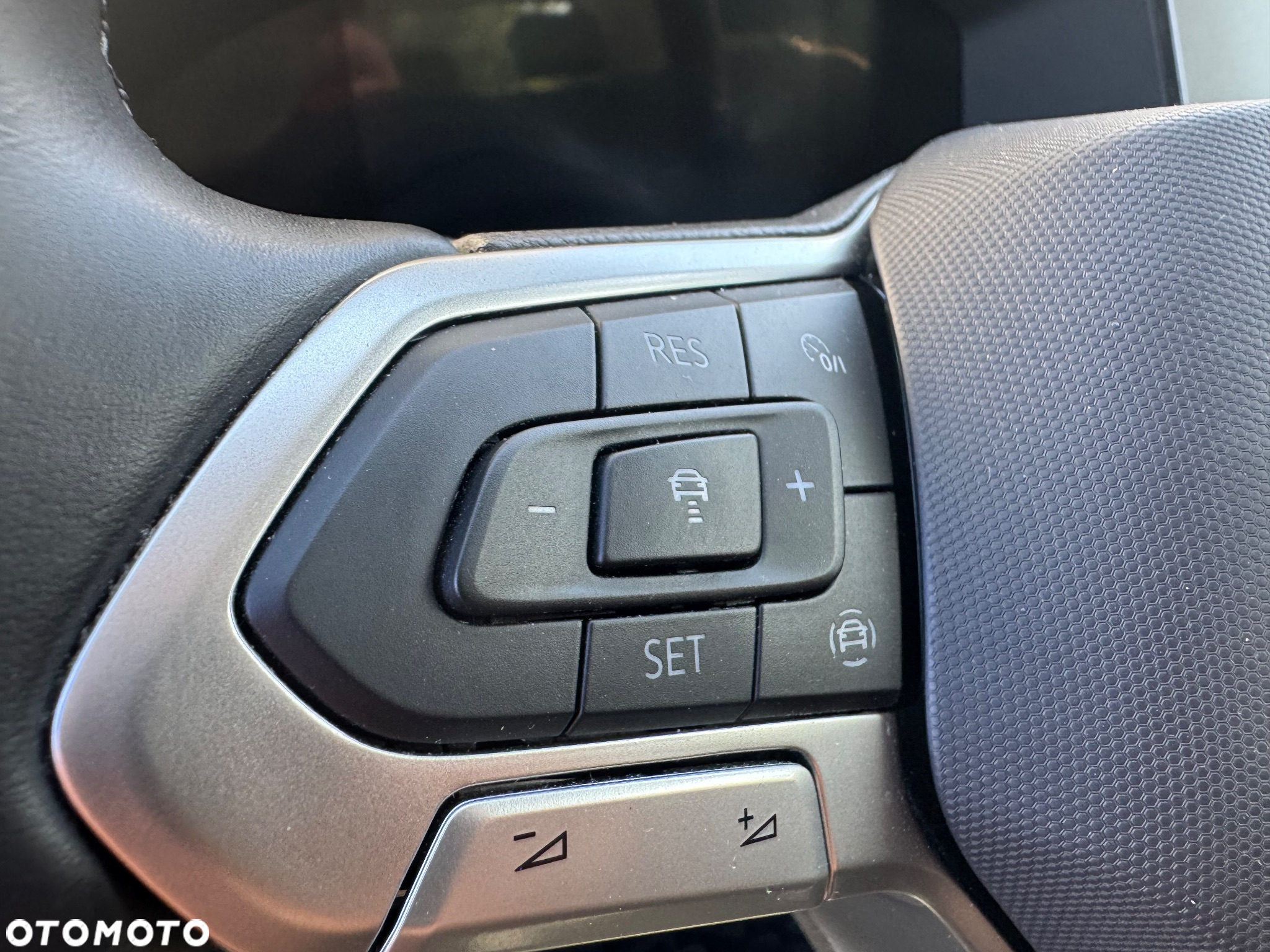 Volkswagen T-Roc 1.5 TSI Life DSG - 19