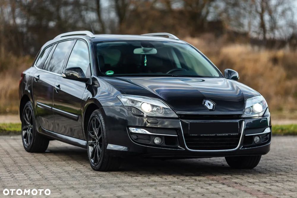 Renault Laguna dCi 175 FAP Initiale - 9