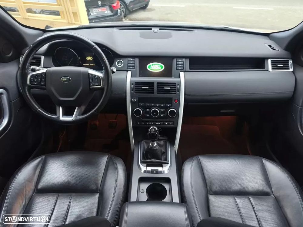 Land Rover Discovery Sport TD4 HSE Luxury - 27