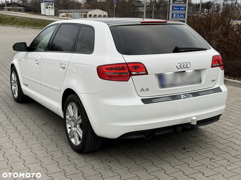 Audi A3 Sportback 1.6 TDI Attraction - 2