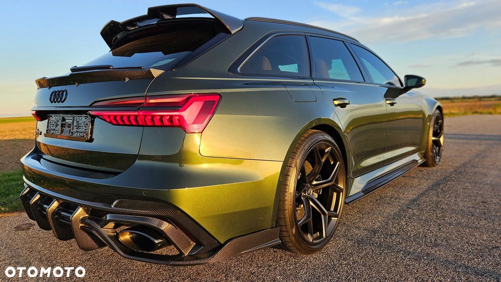 Audi RS6 Avant - 17