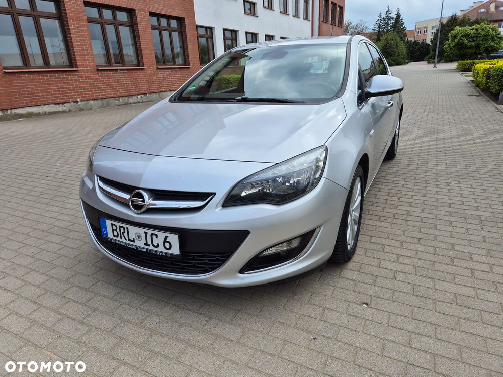 Opel Astra 1.4 Turbo - 14