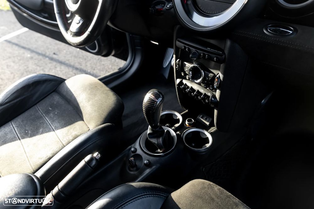 MINI 3 Portas John Cooper Works - 29