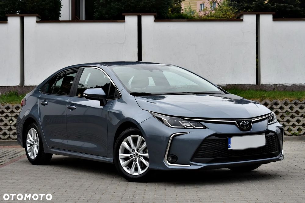 Toyota Corolla - 2