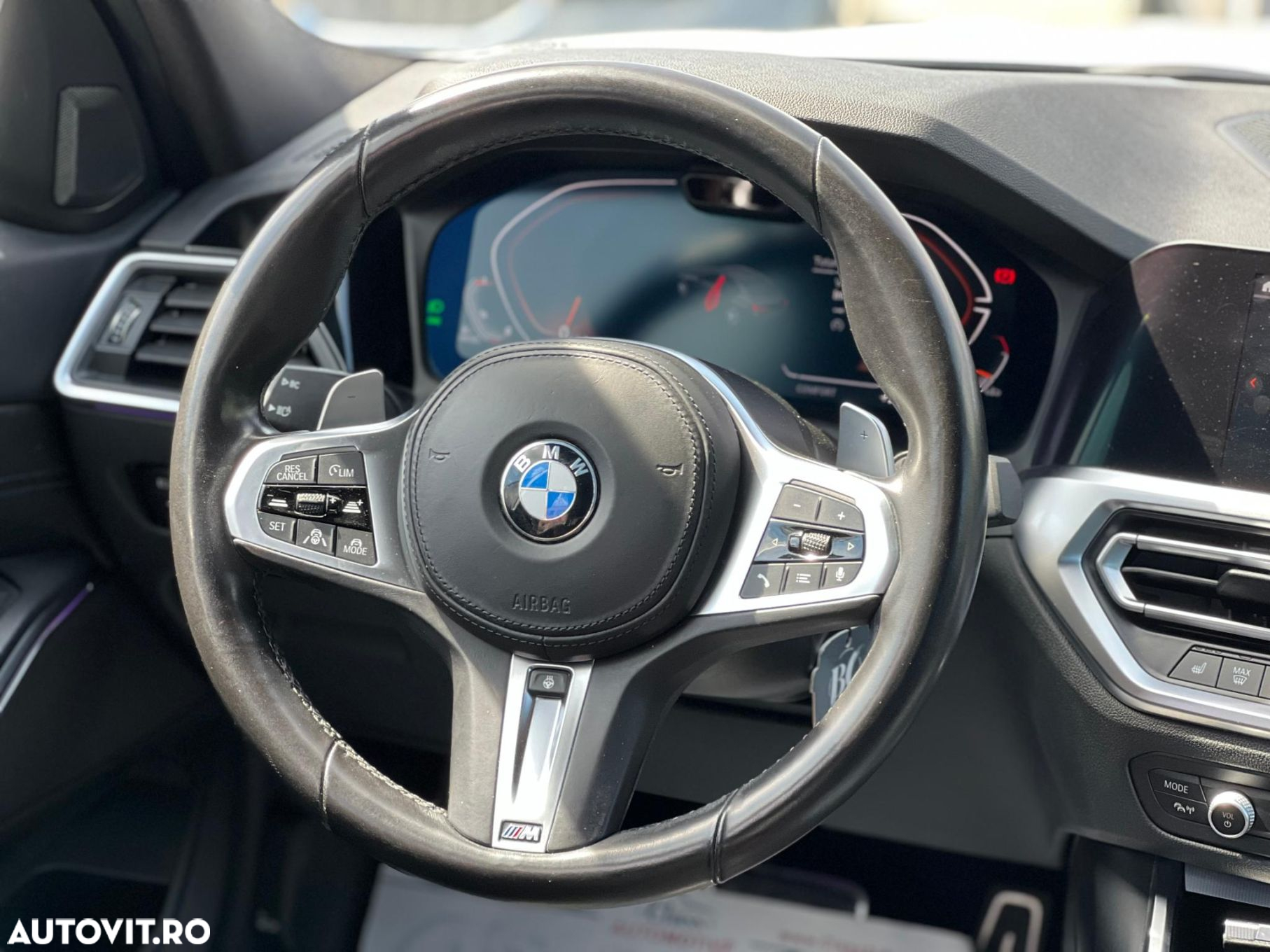 BMW Seria 3 320d xDrive AT MHEV - 22