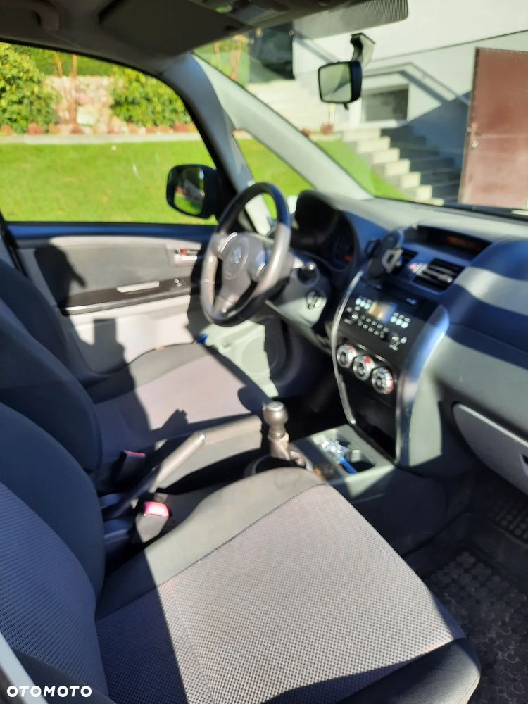 Suzuki SX4 1.6 GLX / Comfort - 12