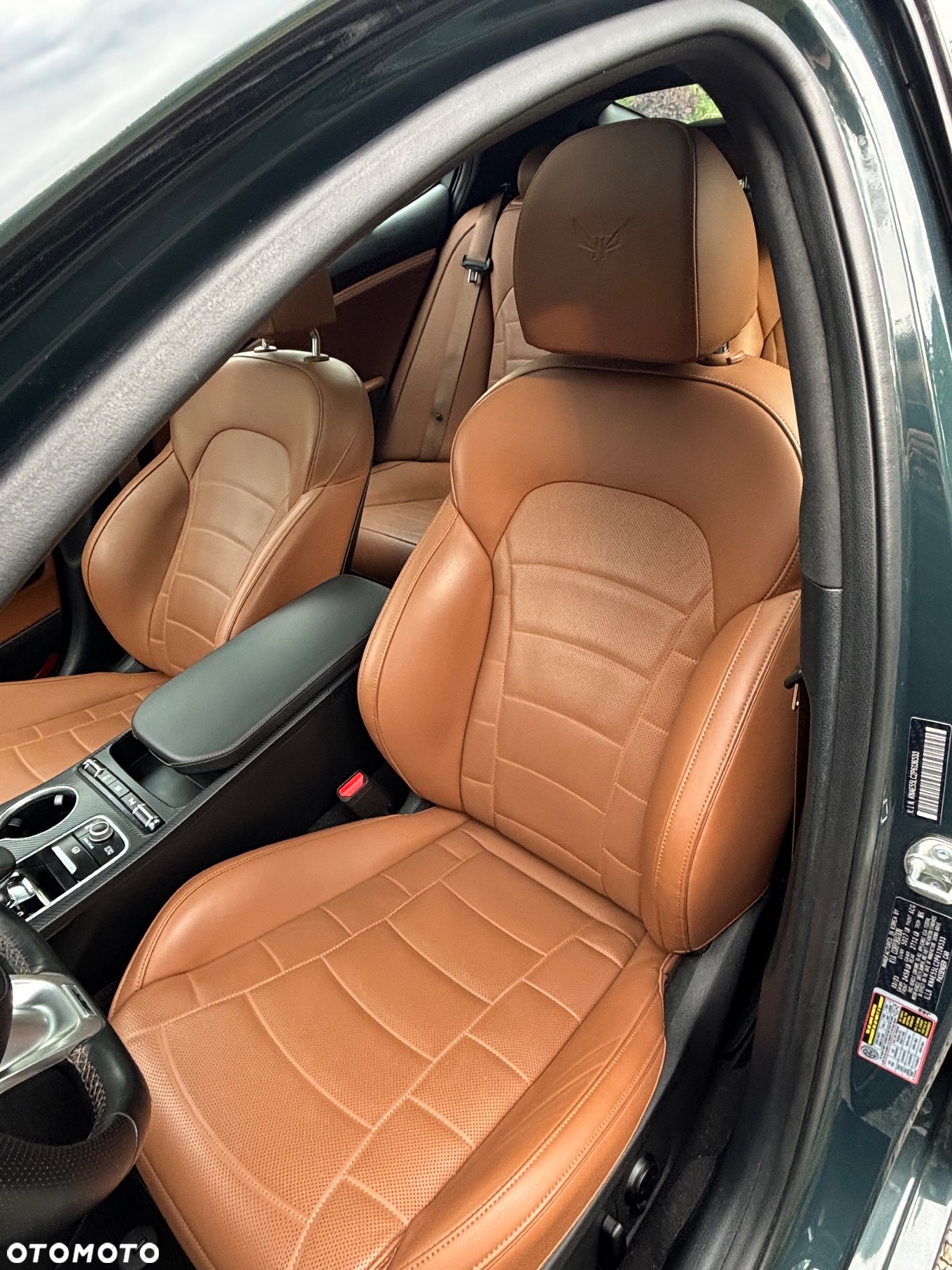 Kia Stinger - 8
