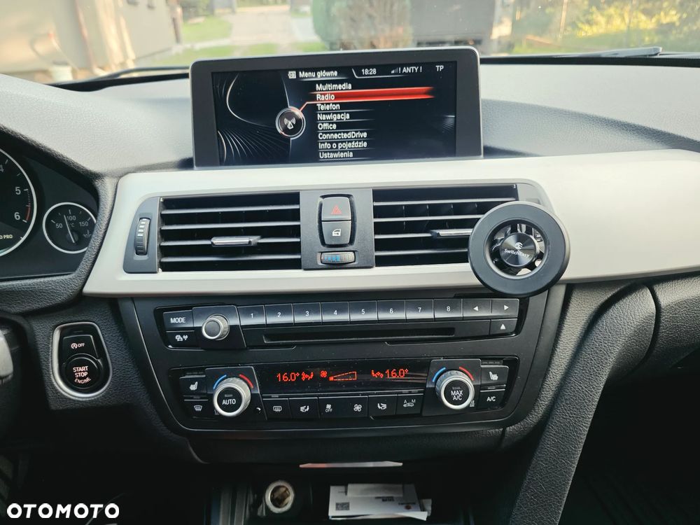 BMW Seria 3 320d Eff.Dynamics - 21