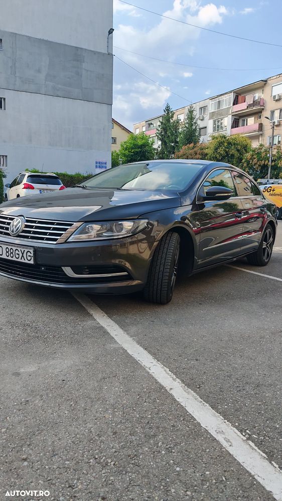 Volkswagen Passat CC 2.0 TDI BMT DSG - 2
