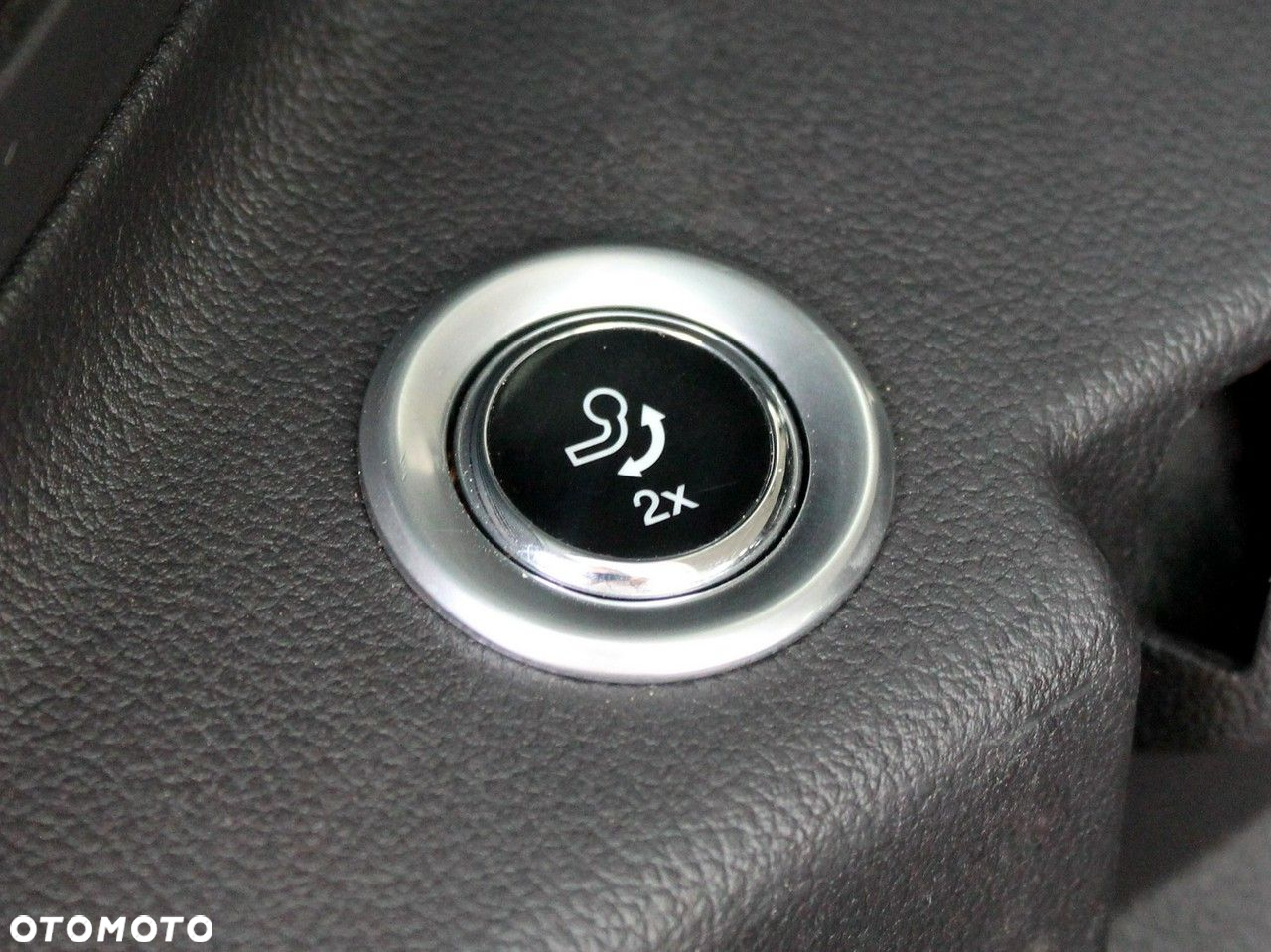 Ford Grand C-MAX - 33