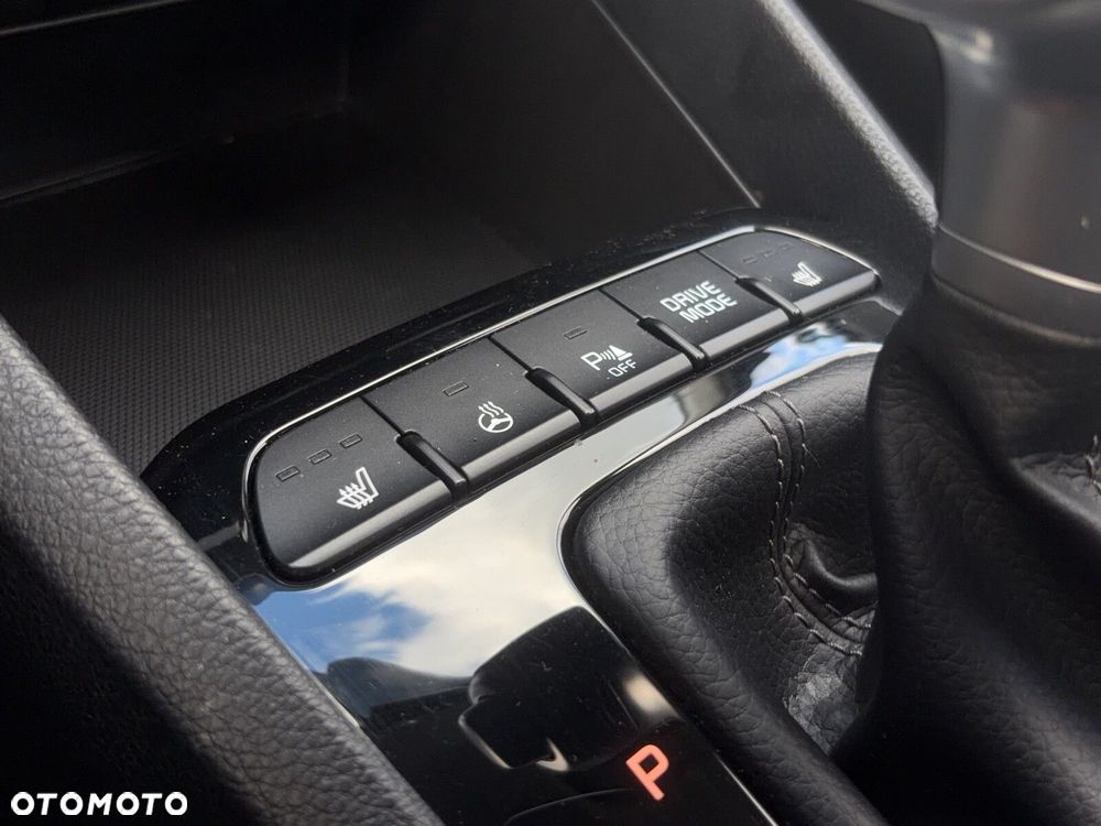Kia Stonic - 23