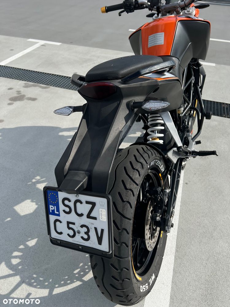 KTM Duke 125 - 13
