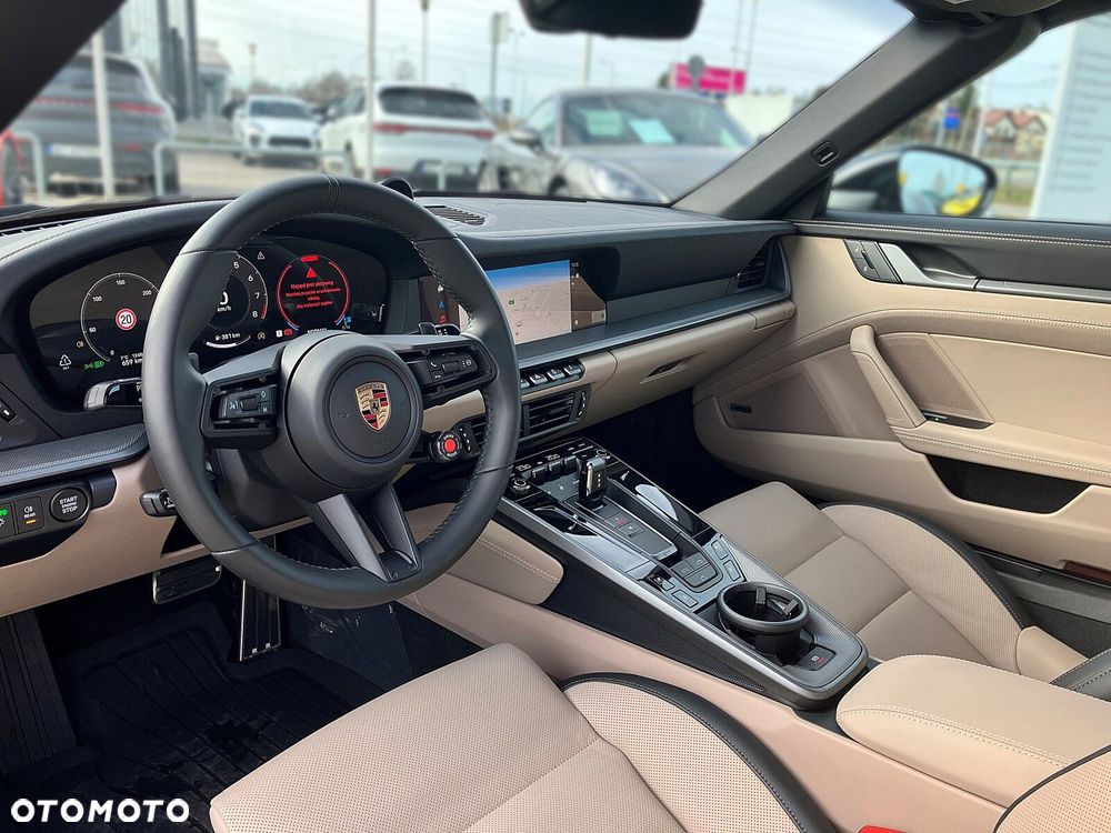 Porsche 911 - 16