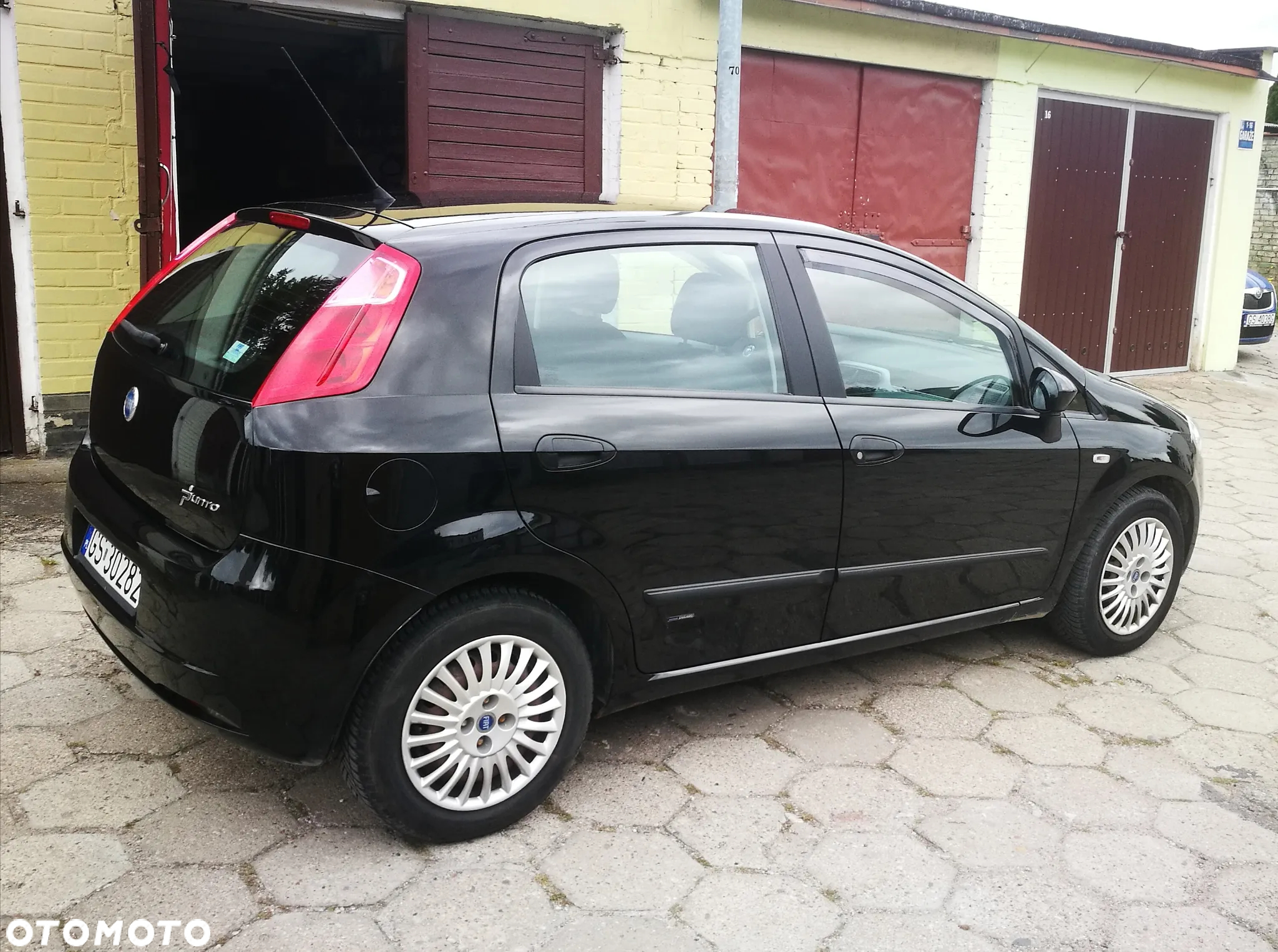 Fiat Grande Punto - 10