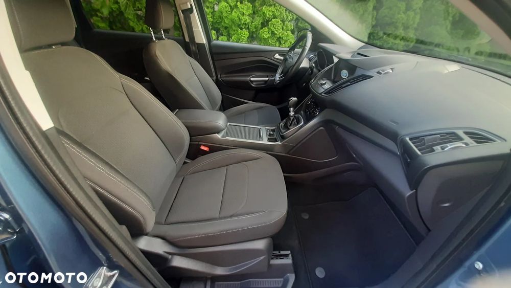 Ford Kuga 1.5 EcoBoost FWD Titanium - 27