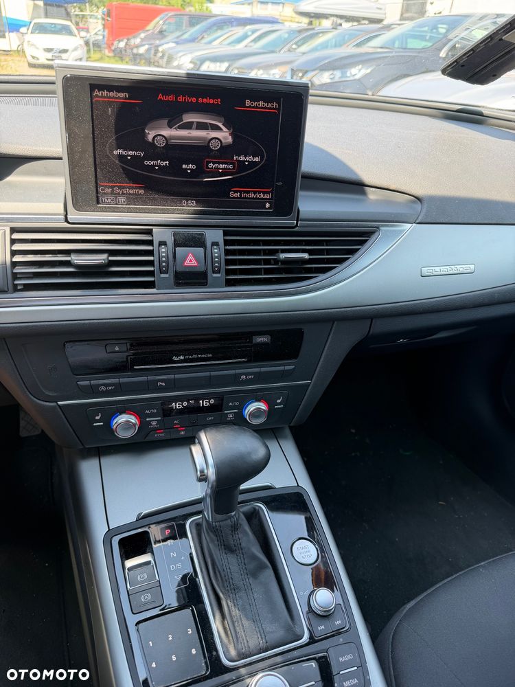 Audi Q5 3.2 FSI Quattro S tronic - 27