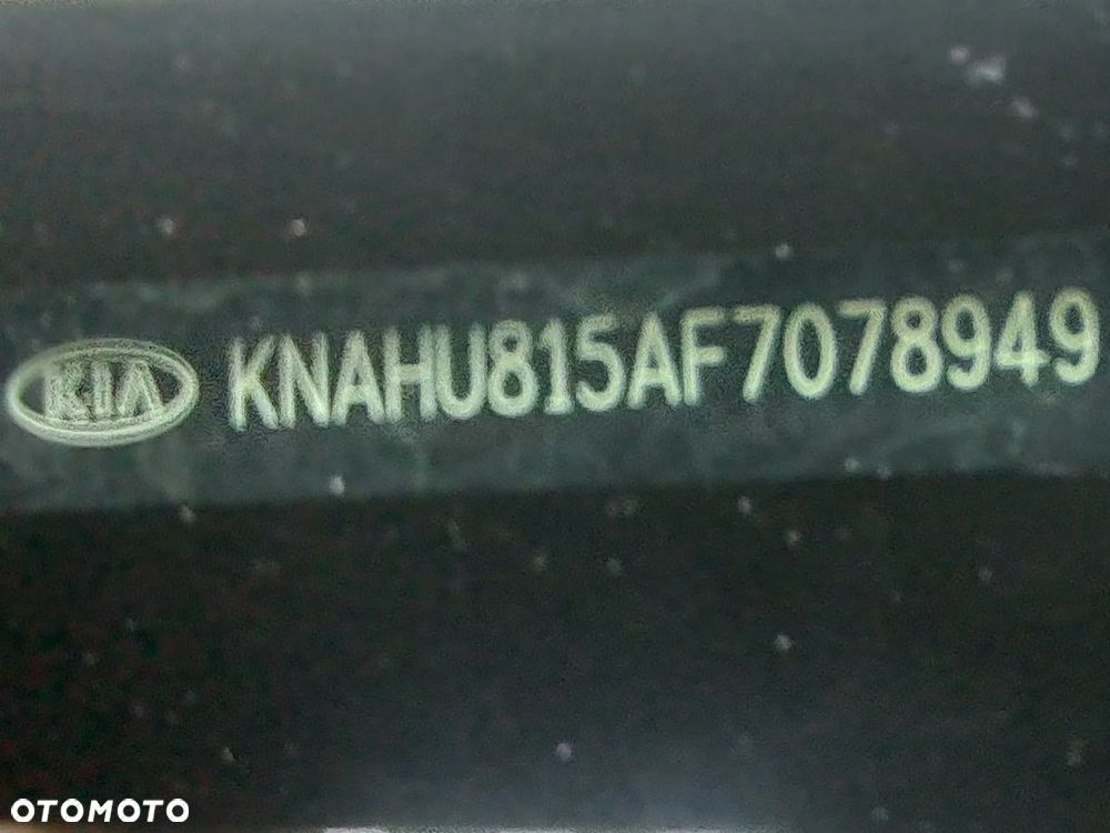 Kia Carens 1.7 CRDi L - 21