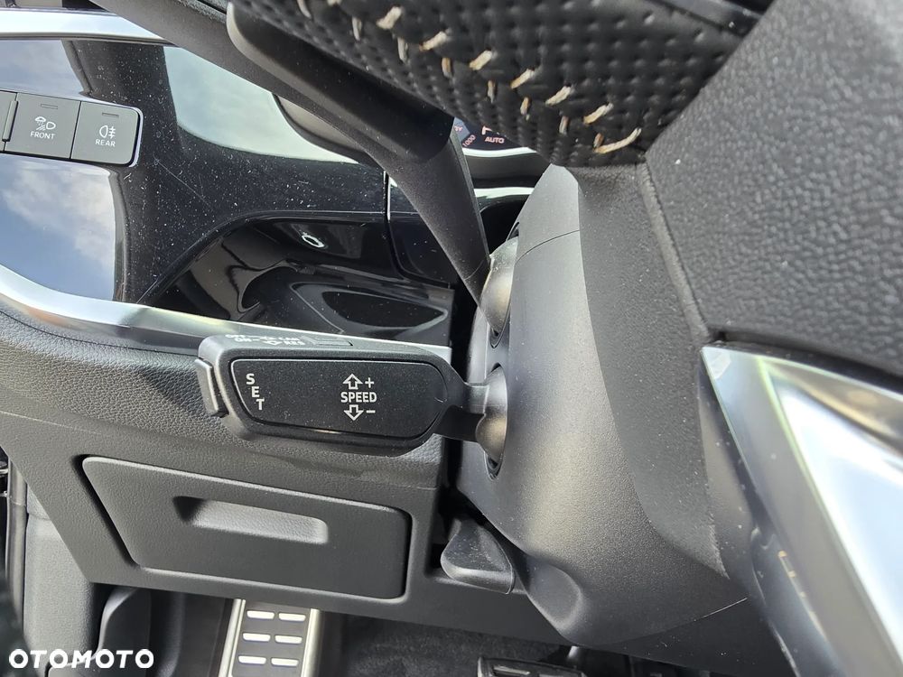Audi Q3 35 TDI S tronic S line - 25