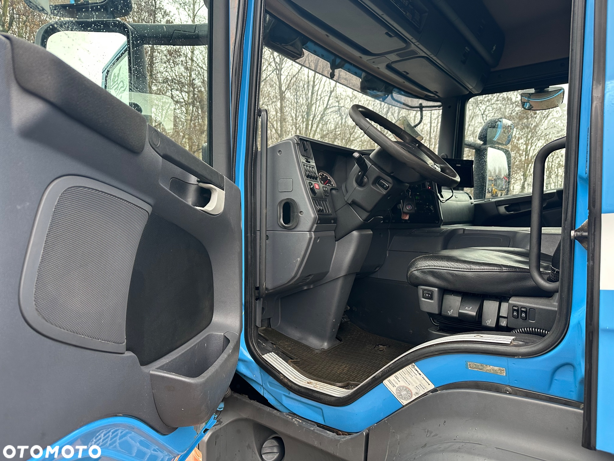 Scania P 400 CHLODNIA CARRIER 850 - 15
