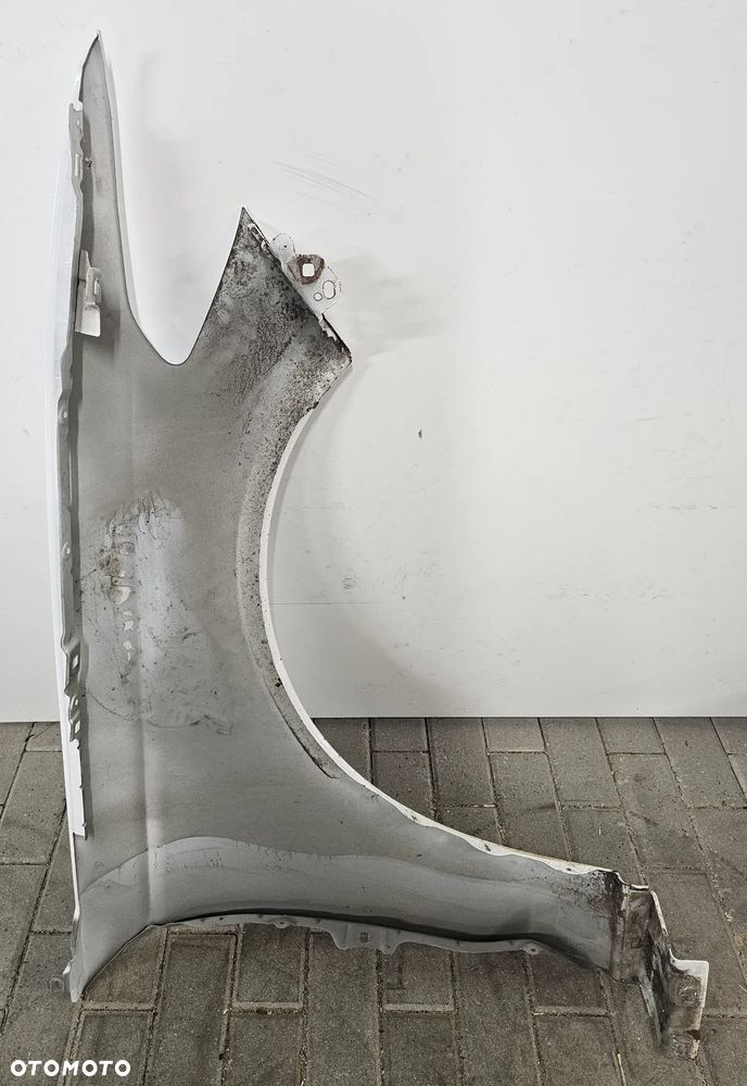 błotnik lewy Ford Focus MK5 ST LINE DS73-F16C199AF - 4