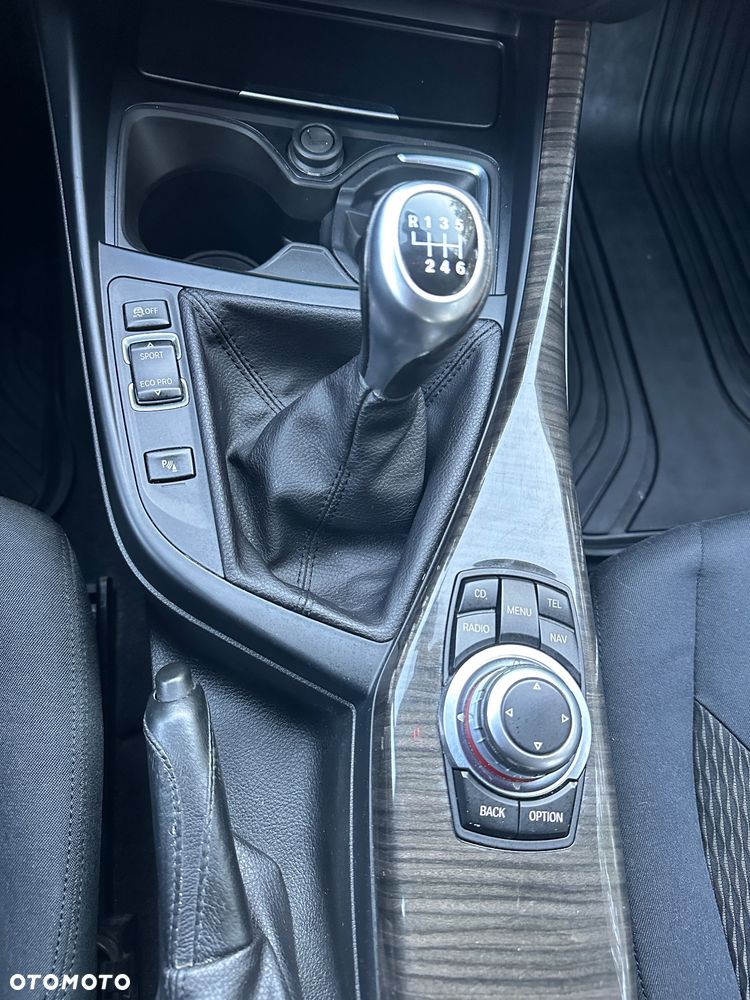 BMW Seria 1 118i Urban Line - 24