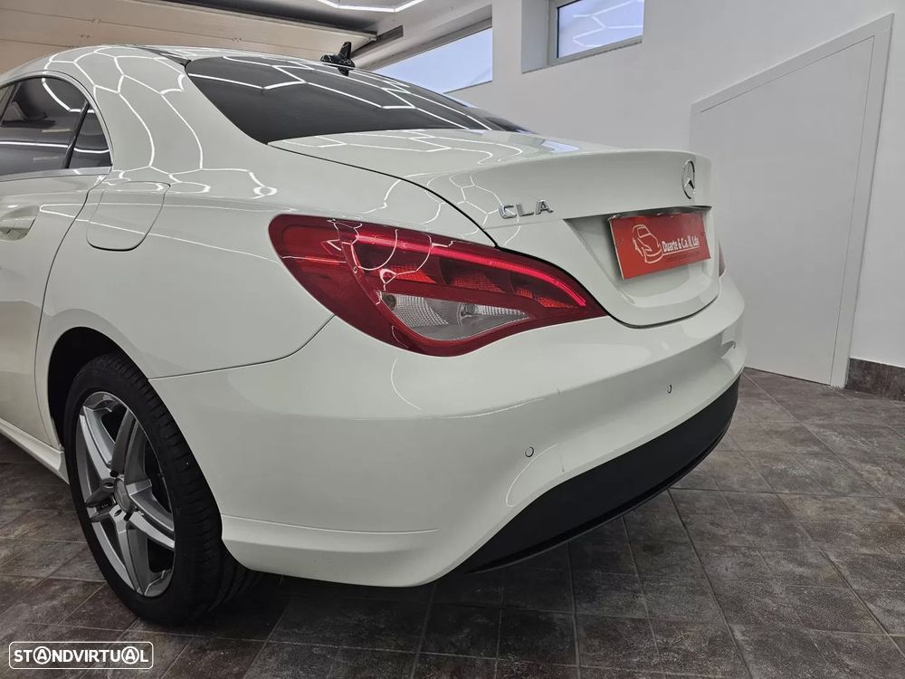 Mercedes-Benz CLA 180 d Urban - 12