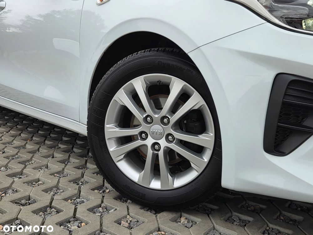Kia Ceed - 9